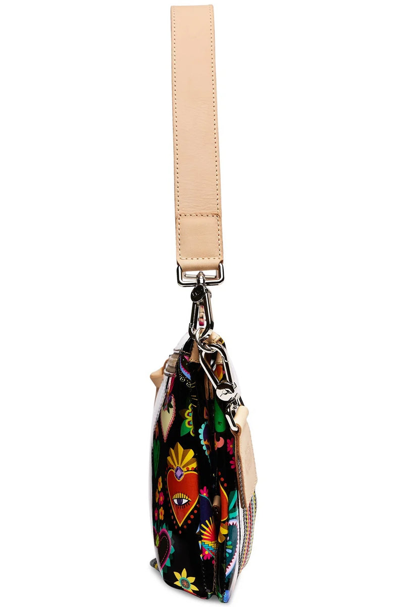 Consuela Metro Crossbody, Vida