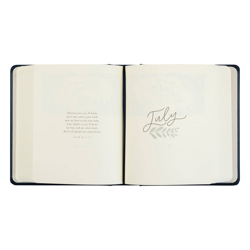 Hosanna Revival - Prayer Journal: One Thing I Ask: Versailles Theme