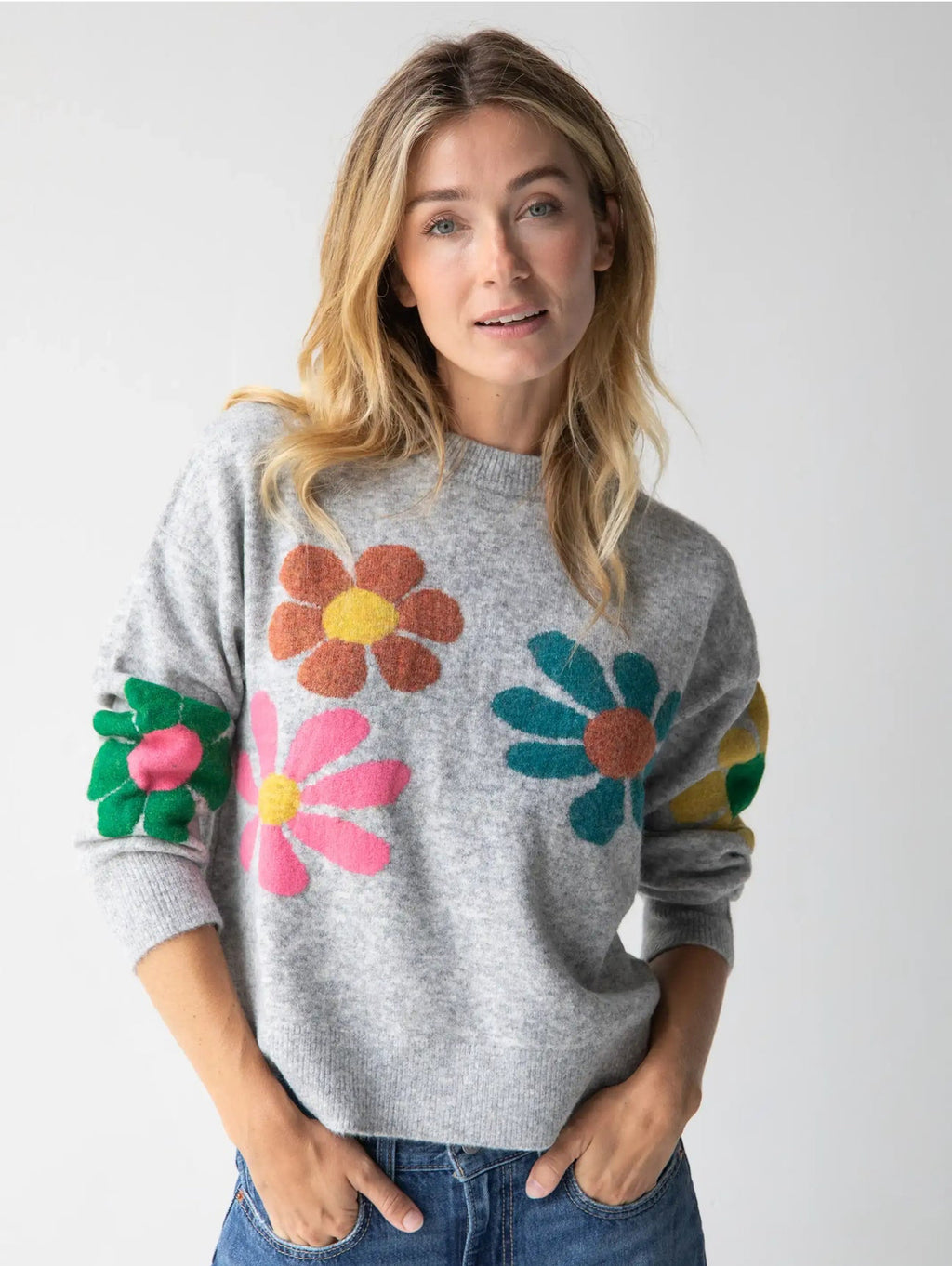 Natural Life Everyone's Favorite Sweater (Boxy Intarsia Sweater) - Ash Flower