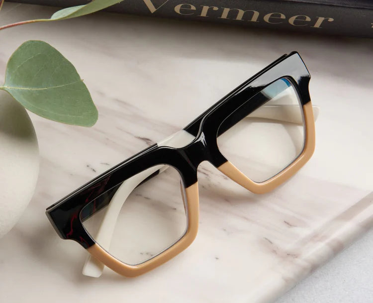 Peepers Readers - Take a Bow - Black/Tan (with Blue Light Focus™ Eyewear Lenses)