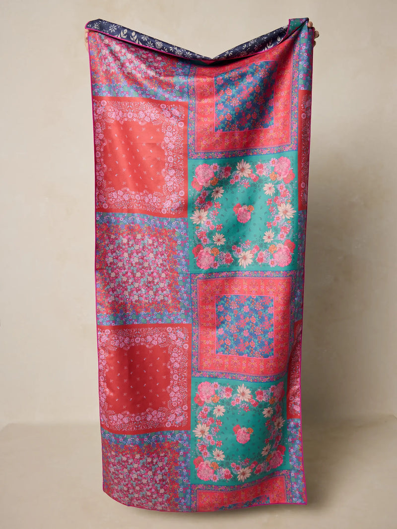 Natural Life - Double-Sided Microfiber Beach Towel - Diamond Bandana Navy