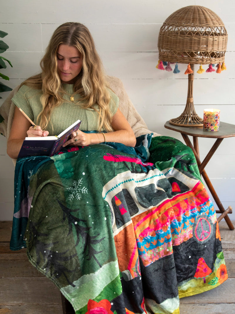 Natural Life Cozy Throw Blanket - Go Where You Feel Most Alive