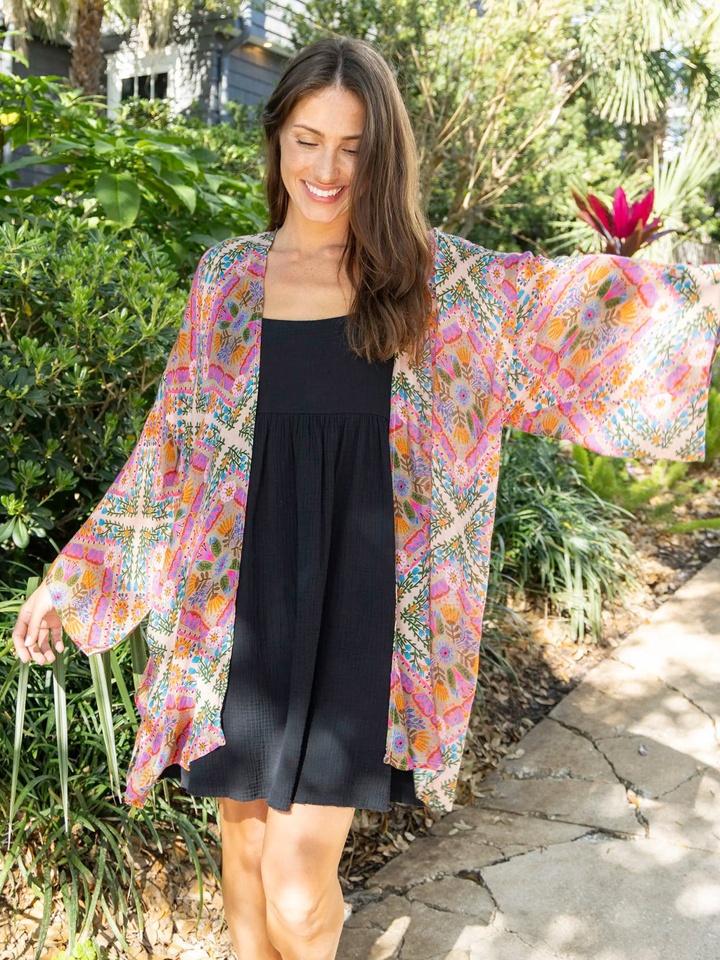 Natural Life Sierra Mixed Print Kimono - Pink Floral Diamonds