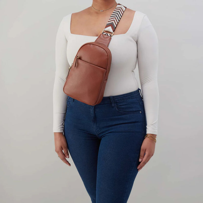 HOBO Cass Sling Bag - Bridle Brown