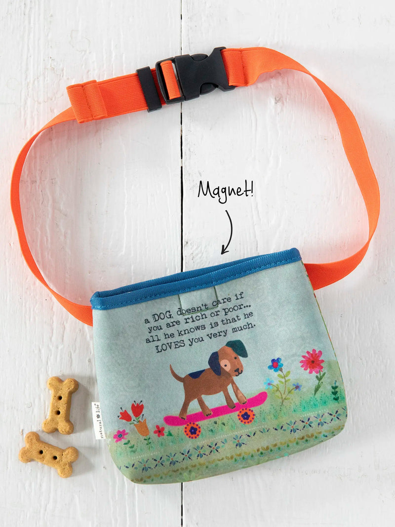 Natural Life® Doggie Treat Pouch - Ditsy Floral Daisies