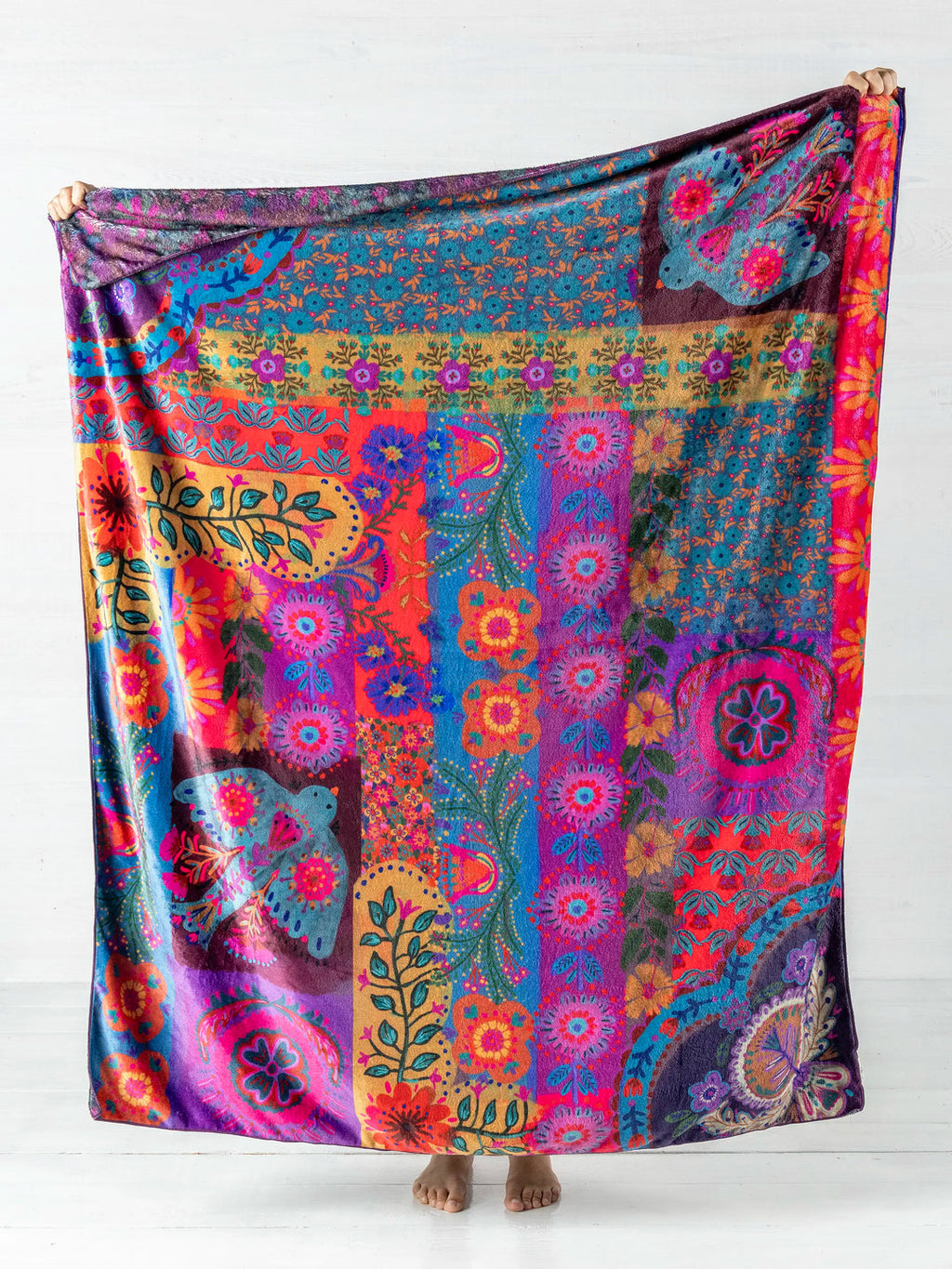 Natural Life Reversible Cozy Throw Blanket - Magenta Birds