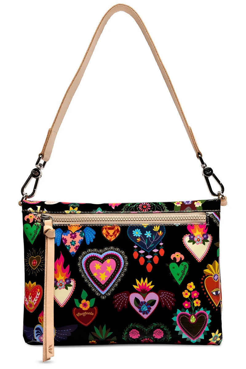 Consuela Metro Crossbody, Vida