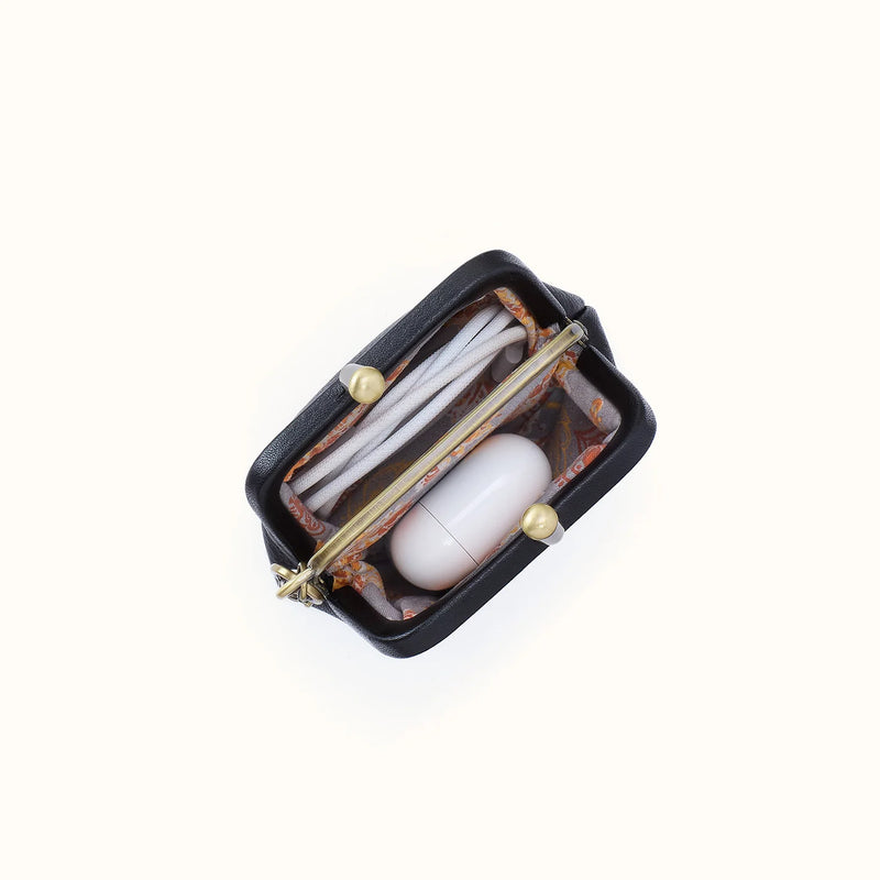 HOBO Alba Frame Clip Pouch - Black (Pebbled Leather)