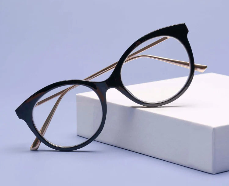 Peepers Readers - Margot - Black (with Blue Light Focus™ Eyewear Lenses)