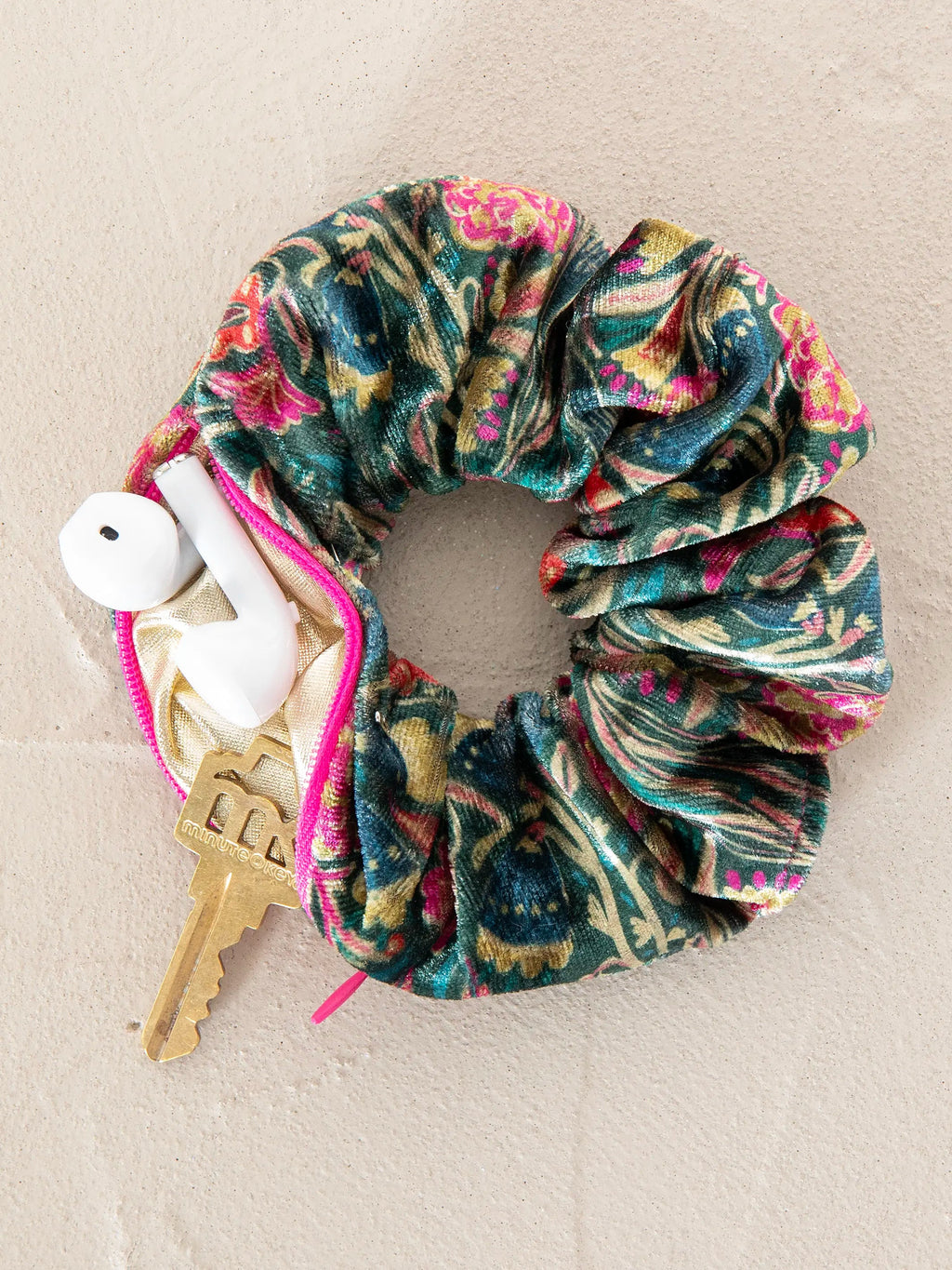 Natural Life® Hideaway Scrunchie - Green Lined Floral