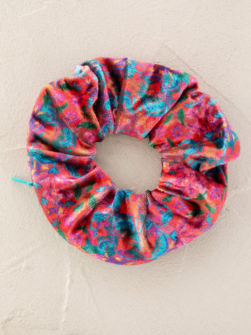 Natural Life® Hideaway Scrunchie - Pink Red Folk Floral