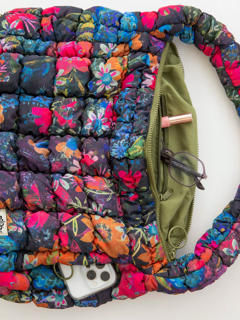 Natural Life Puffy Fit-It-All Bag - Dark Floral Garden