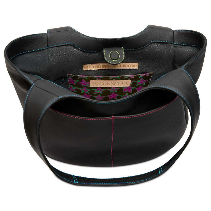 Consuela Joya Tote, Cyndi