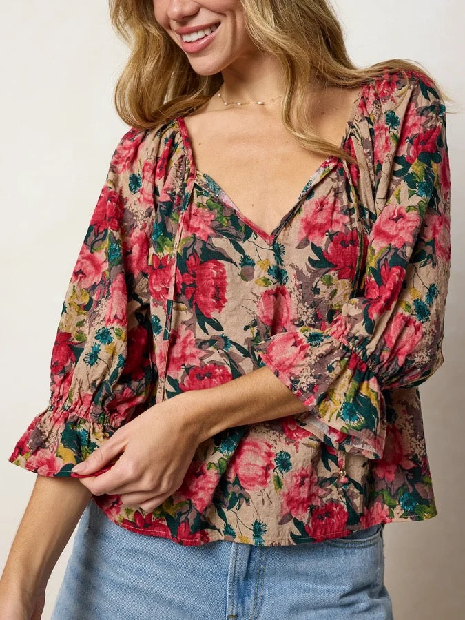 Natural Life Magnolia Top - Tan Red Roses