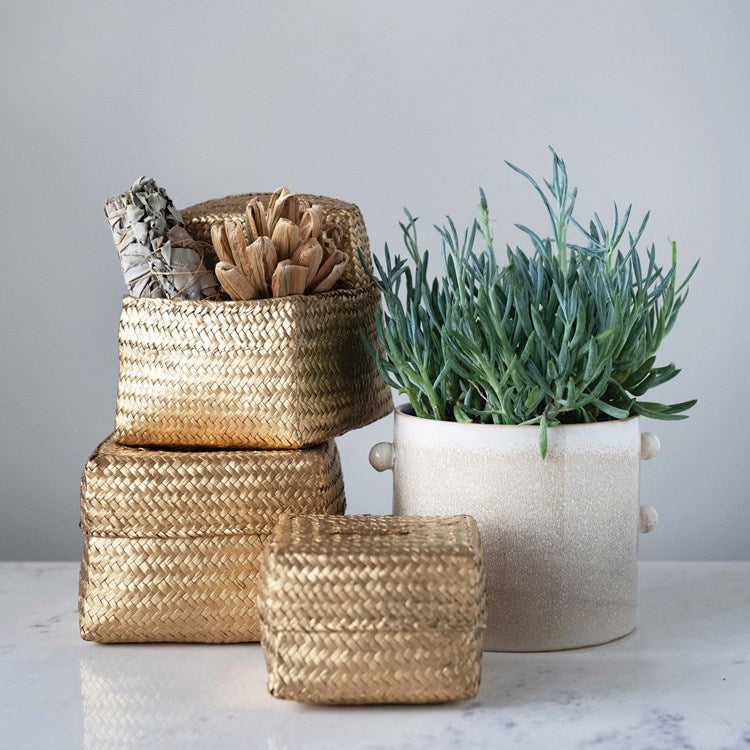 Creative Co-Op Hand-Woven Seagrass Baskets with Lids, Gold Color, Set of 3